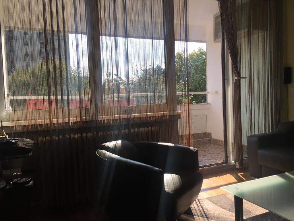 Lovely Apartment เบลเกรด ภายนอก รูปภาพ